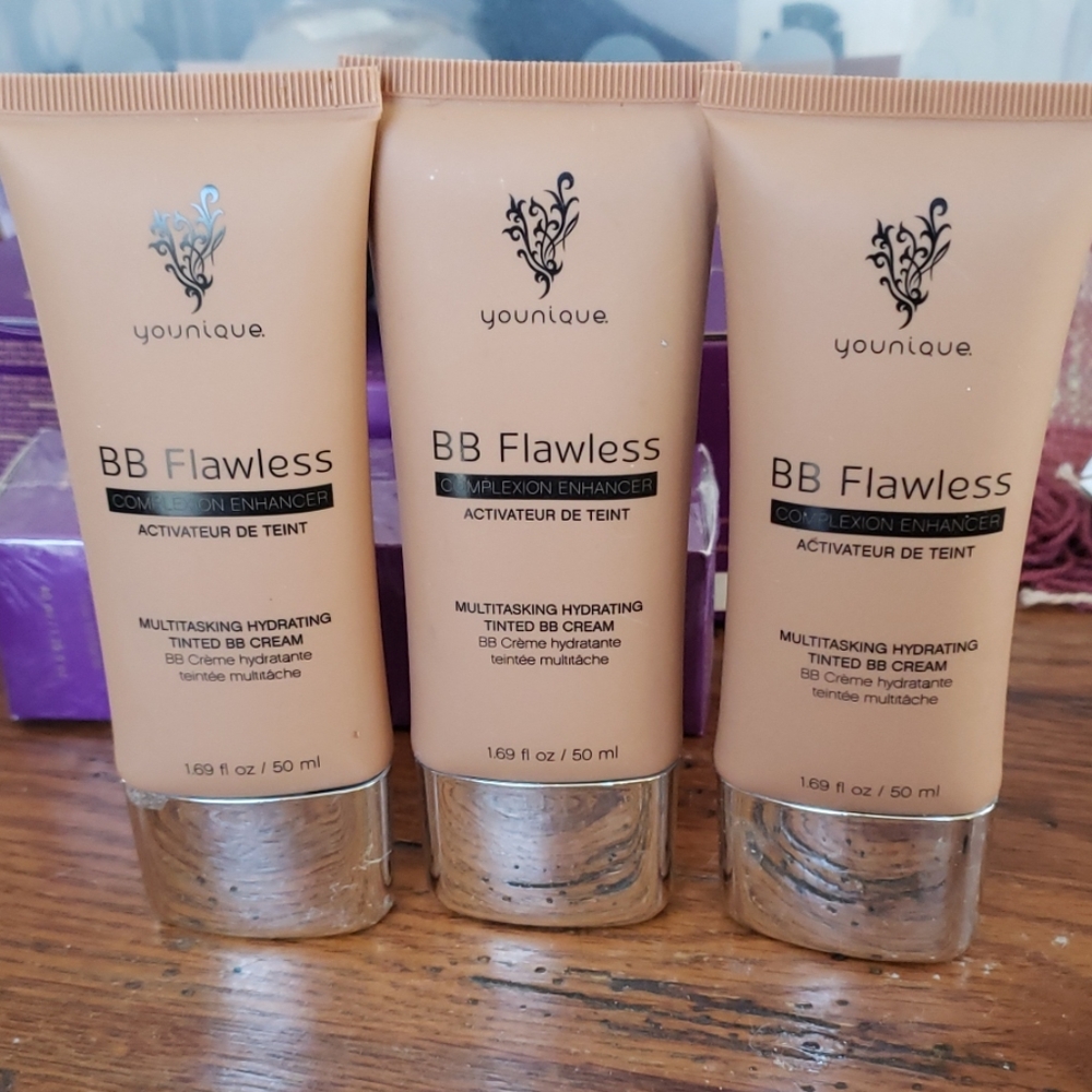 Younique BB Flawless